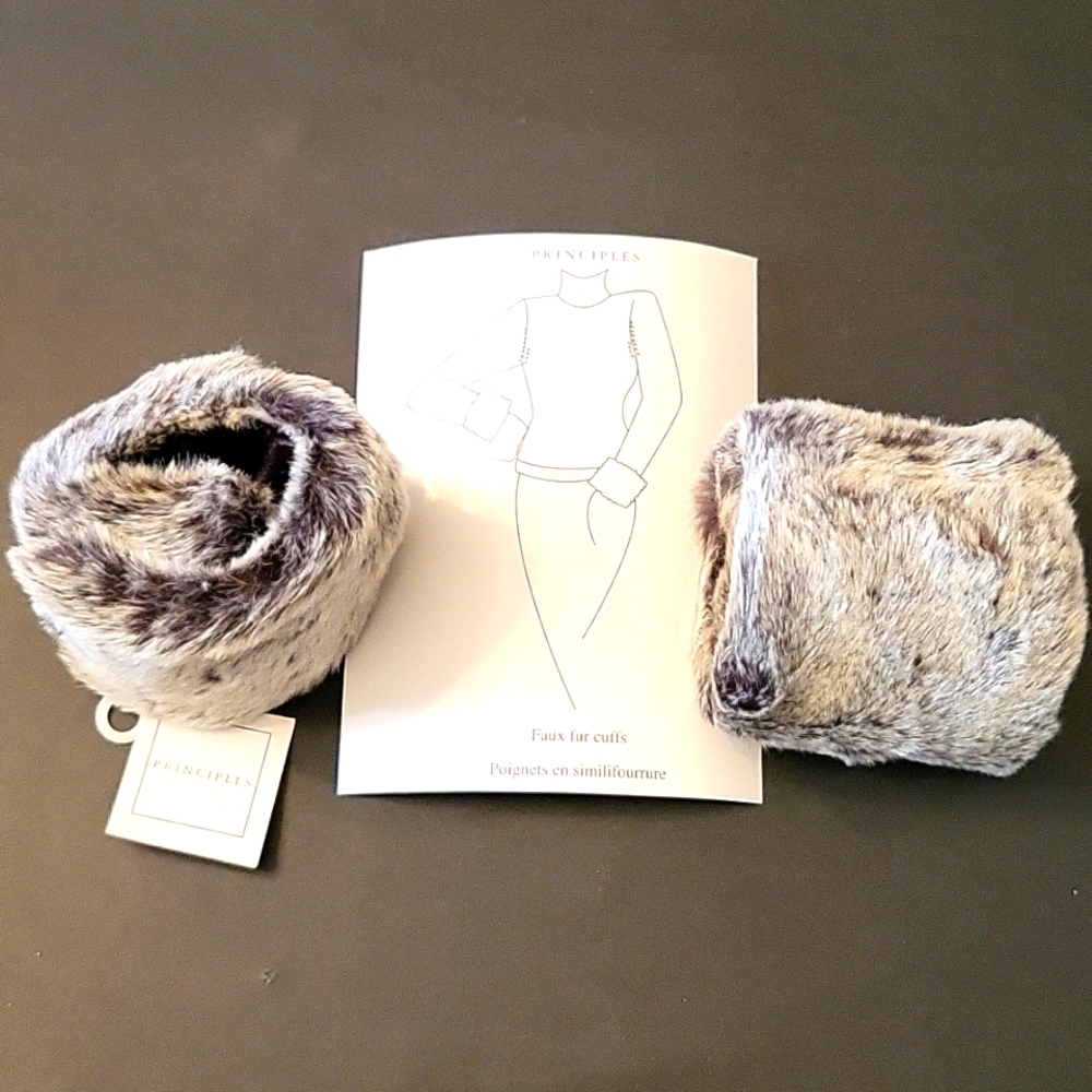 Fabulous Faux-Fur Cuffs! Silvery-Grey Plush, Reversible! 10" x 4" Velcro